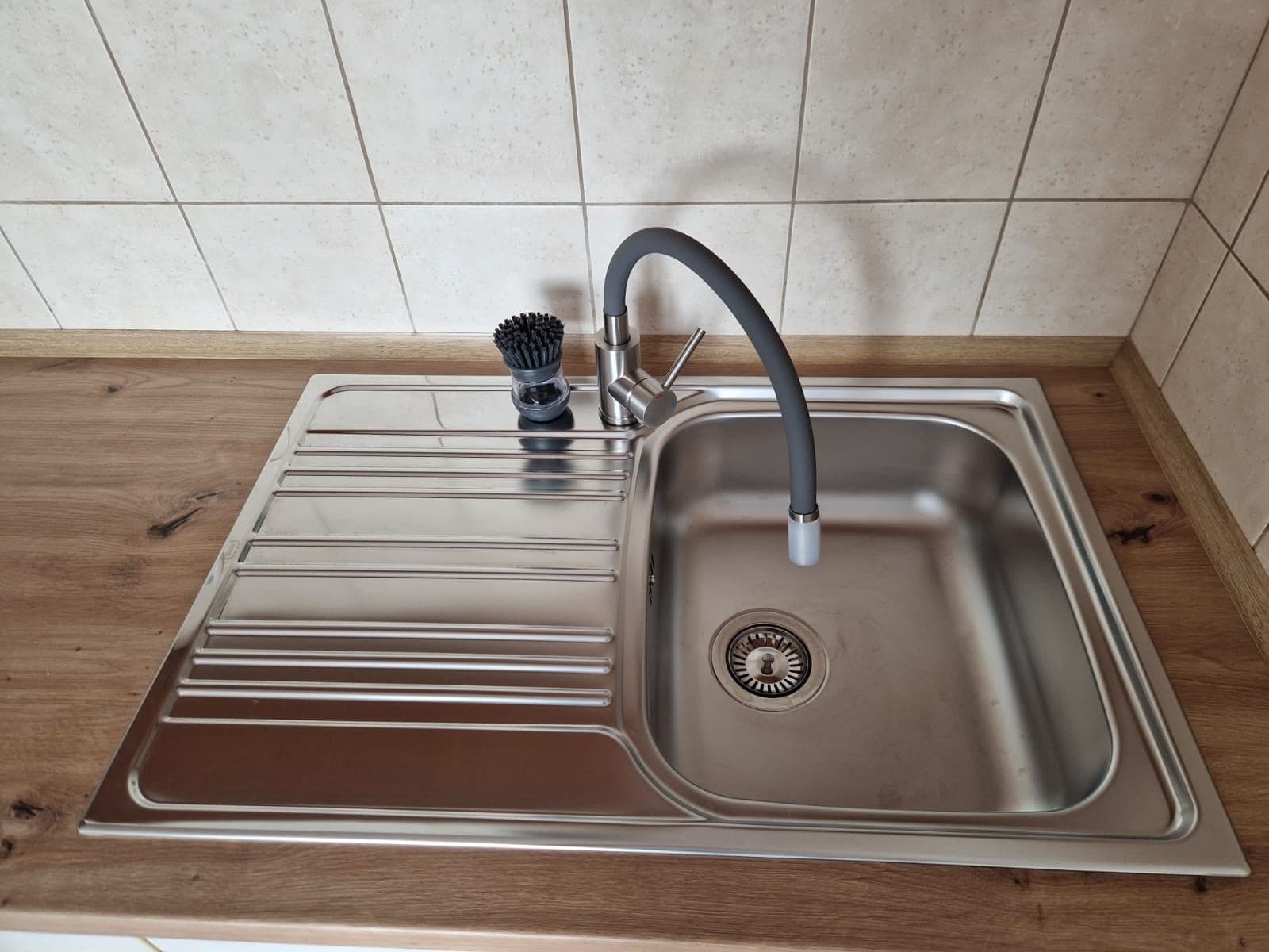 Pronájem bytu 2+1 65 m², Sečská, Praha, Praha Pronájem bytu 2+1 65 m², Sečská, Praha, Praha