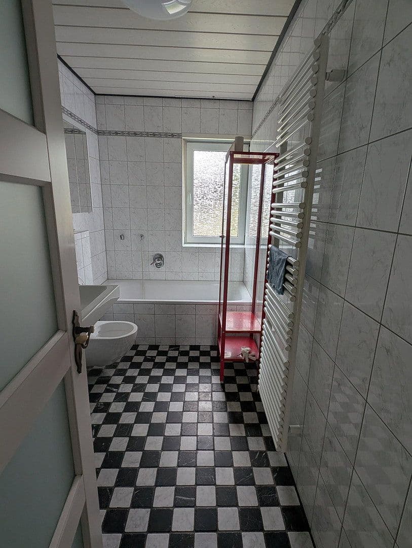 Prodej domu 170 m², pozemek 416 m², Goethestr. 6, Schwalmtal, Severní Porýní-Vestfálsko Prodej domu 170 m², pozemek 416 m², Goethestr. 6, Schwalmtal, Severní Porýní-Vestfálsko