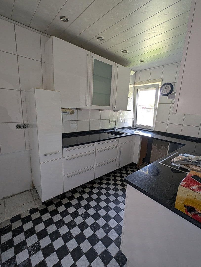 Prodej domu 170 m², pozemek 416 m², Goethestr. 6, Schwalmtal, Severní Porýní-Vestfálsko Prodej domu 170 m², pozemek 416 m², Goethestr. 6, Schwalmtal, Severní Porýní-Vestfálsko