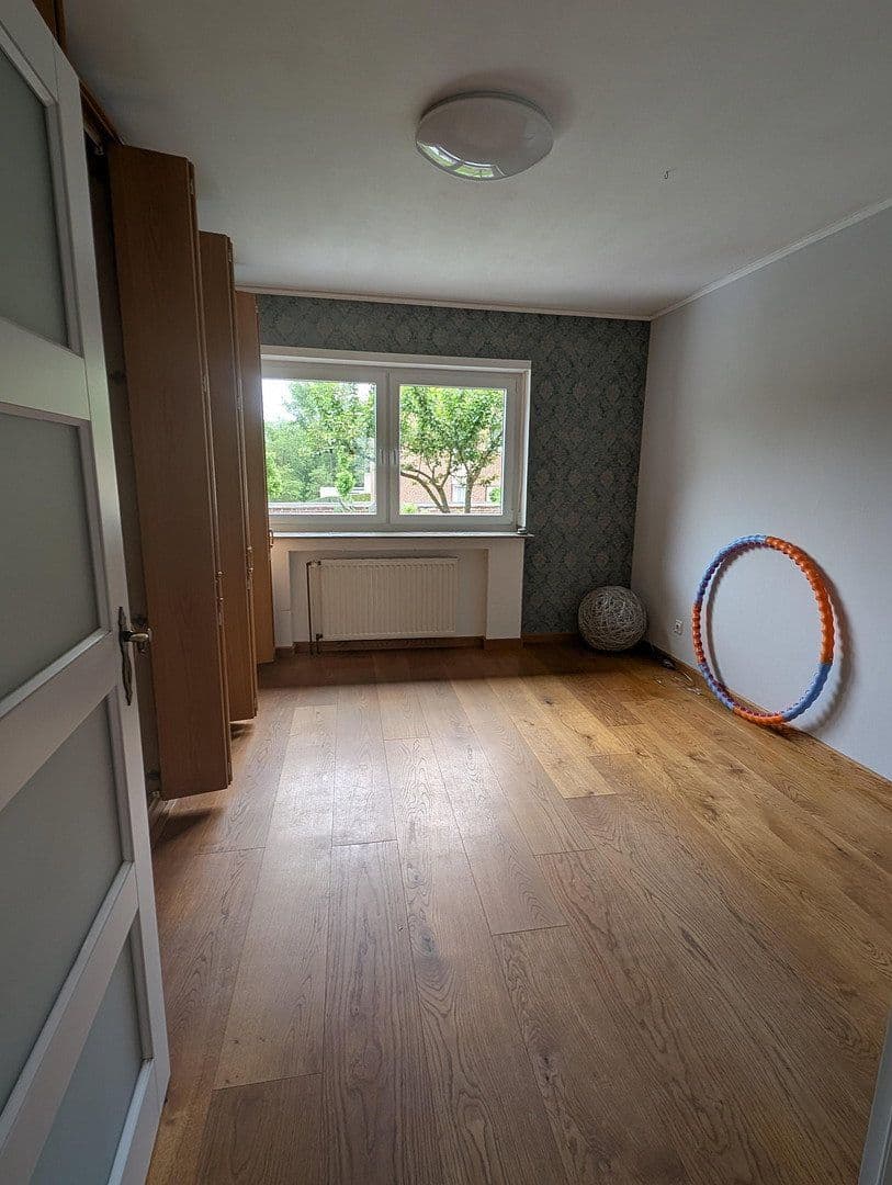 Prodej domu 170 m², pozemek 416 m², Goethestr. 6, Schwalmtal, Severní Porýní-Vestfálsko Prodej domu 170 m², pozemek 416 m², Goethestr. 6, Schwalmtal, Severní Porýní-Vestfálsko