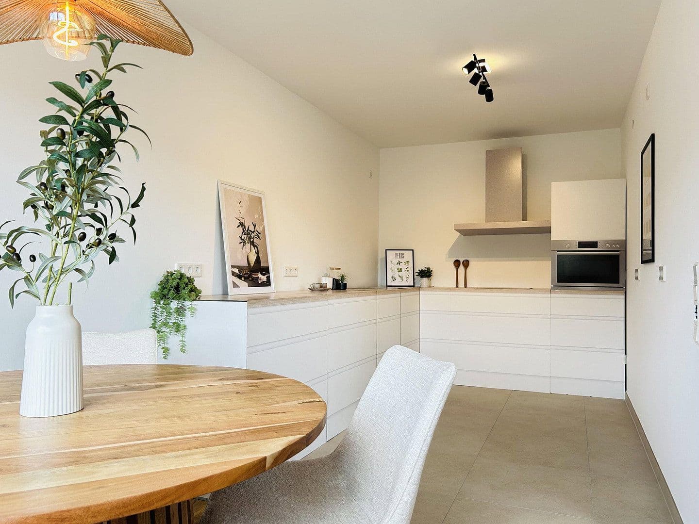 Prodej bytu 3+1 96 m², Würzburg, Bavorsko Prodej bytu 3+1 96 m², Würzburg, Bavorsko