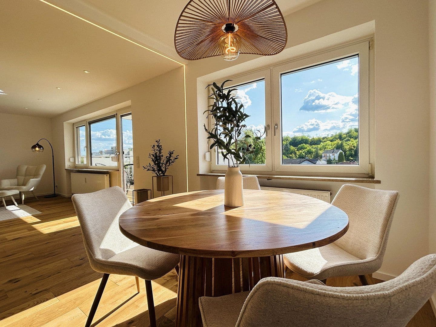 Prodej bytu 3+1 96 m², Würzburg, Bavorsko Prodej bytu 3+1 96 m², Würzburg, Bavorsko