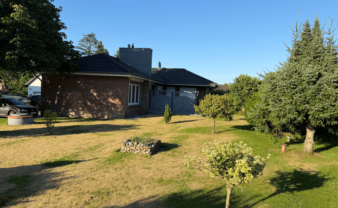 Prodej domu 117 m², pozemek 1.200 m², Am Berge 5a, Regesbostel, Dolní Sasko Prodej domu 117 m², pozemek 1.200 m², Am Berge 5a, Regesbostel, Dolní Sasko