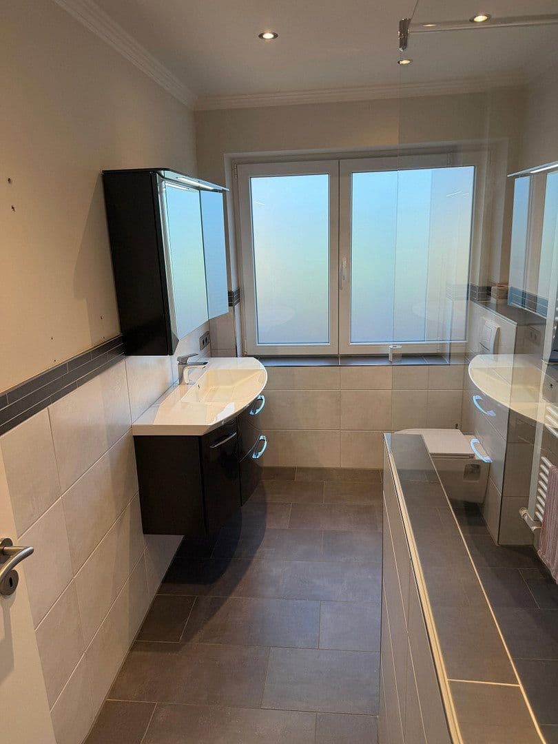 Prodej domu 117 m², pozemek 1.200 m², Am Berge 5a, Regesbostel, Dolní Sasko Prodej domu 117 m², pozemek 1.200 m², Am Berge 5a, Regesbostel, Dolní Sasko