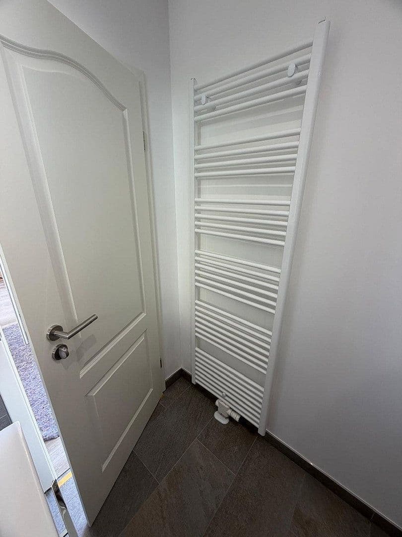 Pronájem bytu 2+1 58 m², Kaiserstraße 4a, Rüdesheim am Rhein, Hessen Pronájem bytu 2+1 58 m², Kaiserstraße 4a, Rüdesheim am Rhein, Hessen