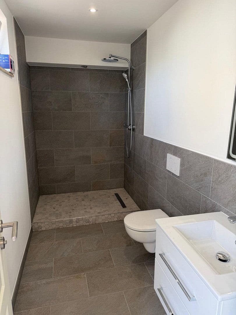 Pronájem bytu 2+1 58 m², Kaiserstraße 4a, Rüdesheim am Rhein, Hessen Pronájem bytu 2+1 58 m², Kaiserstraße 4a, Rüdesheim am Rhein, Hessen