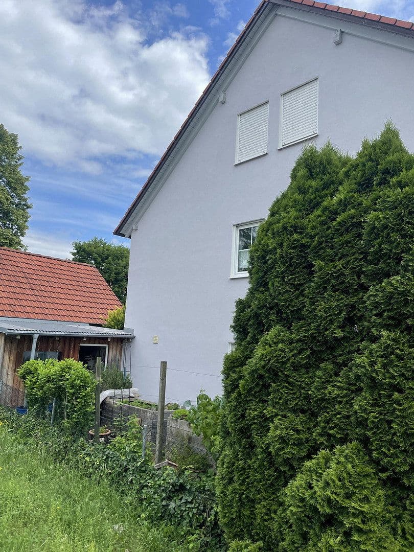Prodej domu 169 m², pozemek 315 m², Nikolaus-Döllel-Str. 2, Erding, Bavorsko Prodej domu 169 m², pozemek 315 m², Nikolaus-Döllel-Str. 2, Erding, Bavorsko