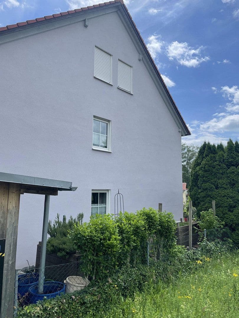 Prodej domu 169 m², pozemek 315 m², Nikolaus-Döllel-Str. 2, Erding, Bavorsko Prodej domu 169 m², pozemek 315 m², Nikolaus-Döllel-Str. 2, Erding, Bavorsko