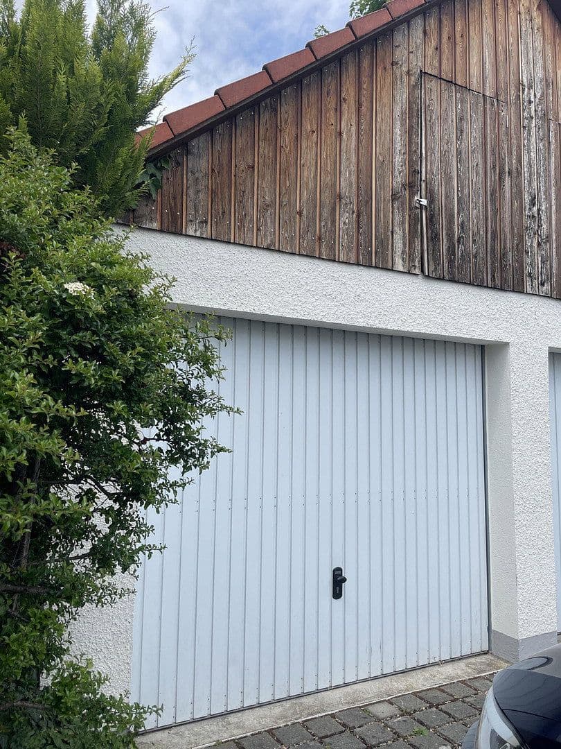 Prodej domu 169 m², pozemek 315 m², Nikolaus-Döllel-Str. 2, Erding, Bavorsko Prodej domu 169 m², pozemek 315 m², Nikolaus-Döllel-Str. 2, Erding, Bavorsko