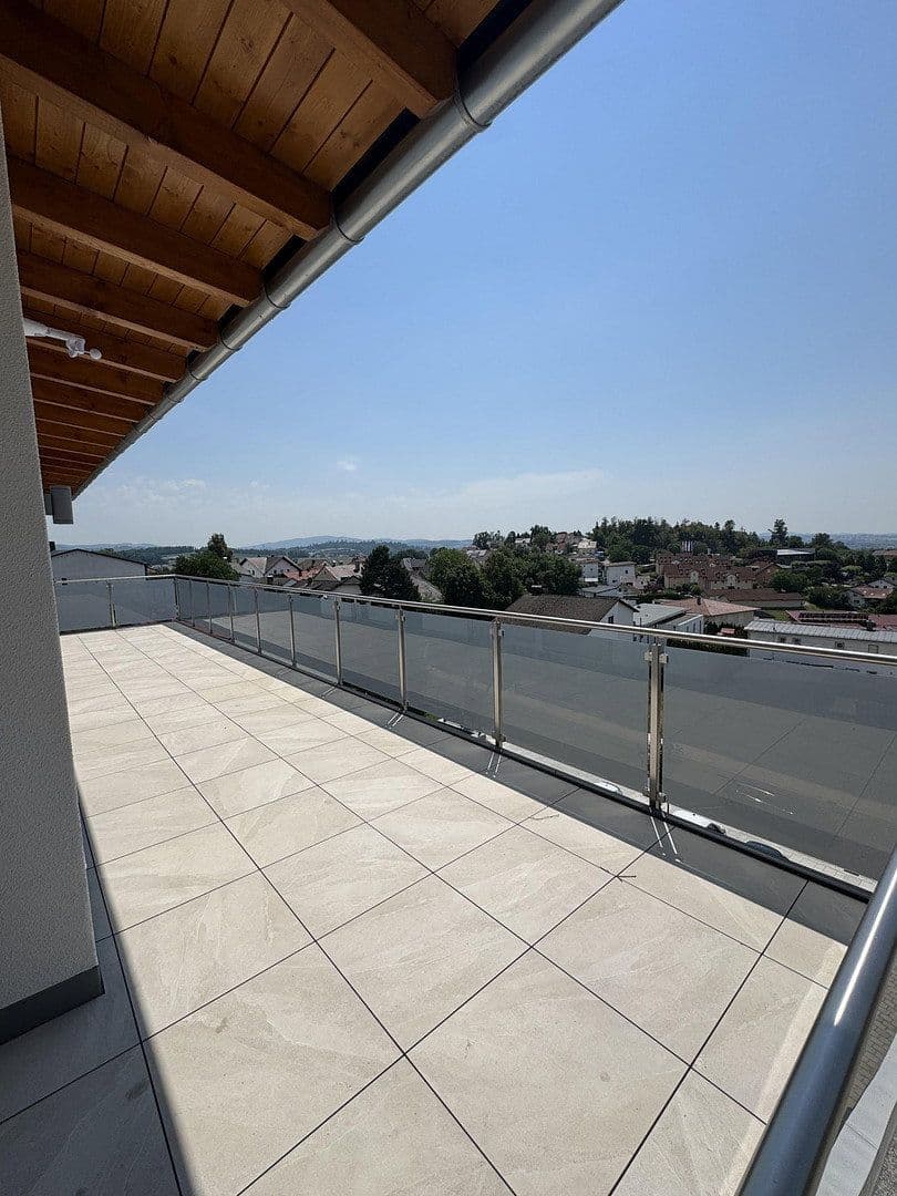 Prodej bytu 4+1 196 m², Pfarrstr. 15, Hauzenberg, Bavorsko Prodej bytu 4+1 196 m², Pfarrstr. 15, Hauzenberg, Bavorsko