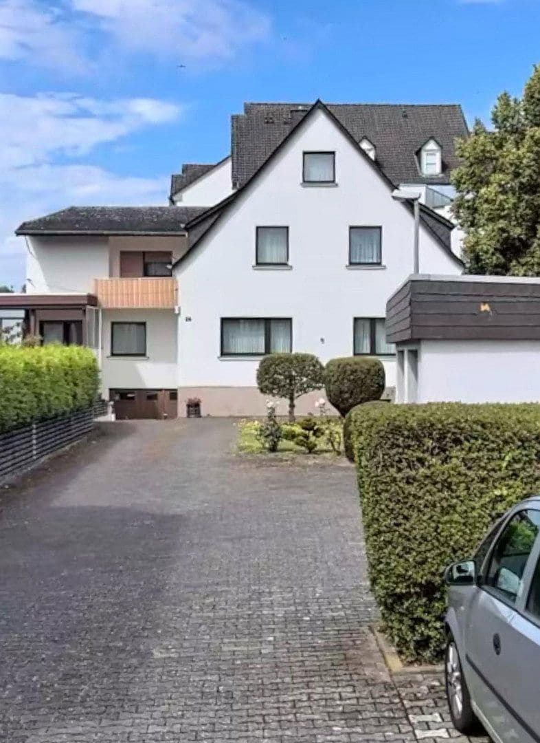 Prodej domu 232 m², pozemek 879 m², Elz, Hessen Prodej domu 232 m², pozemek 879 m², Elz, Hessen