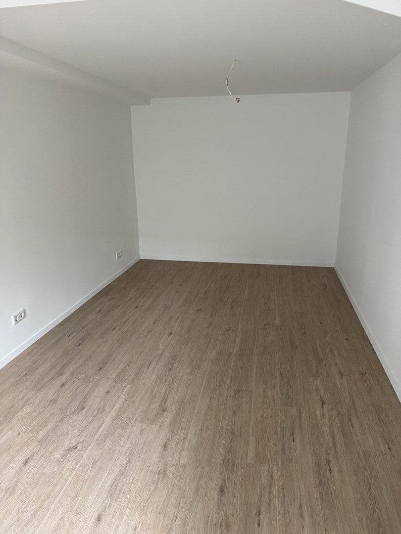 Pronájem bytu 3+1 114 m², Duisburg, Severní Porýní-Vestfálsko Pronájem bytu 3+1 114 m², Duisburg, Severní Porýní-Vestfálsko