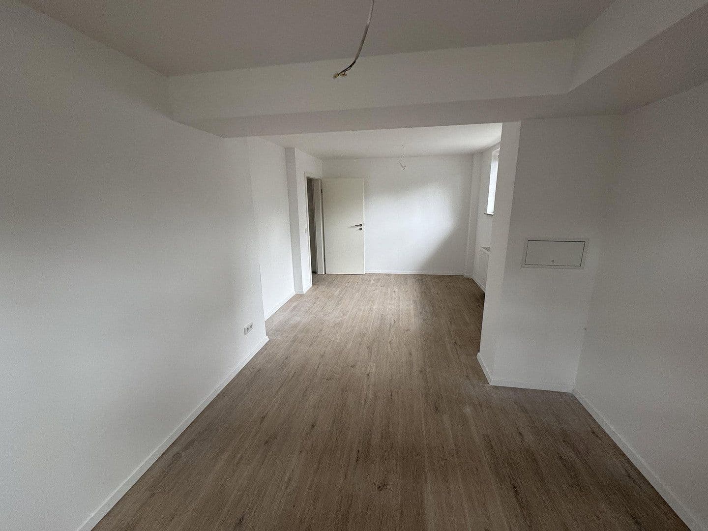 Pronájem bytu 3+1 114 m², Duisburg, Severní Porýní-Vestfálsko Pronájem bytu 3+1 114 m², Duisburg, Severní Porýní-Vestfálsko