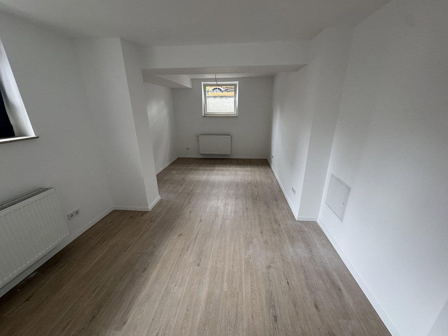 Pronájem bytu 3+1 114 m², Duisburg, Severní Porýní-Vestfálsko Pronájem bytu 3+1 114 m², Duisburg, Severní Porýní-Vestfálsko