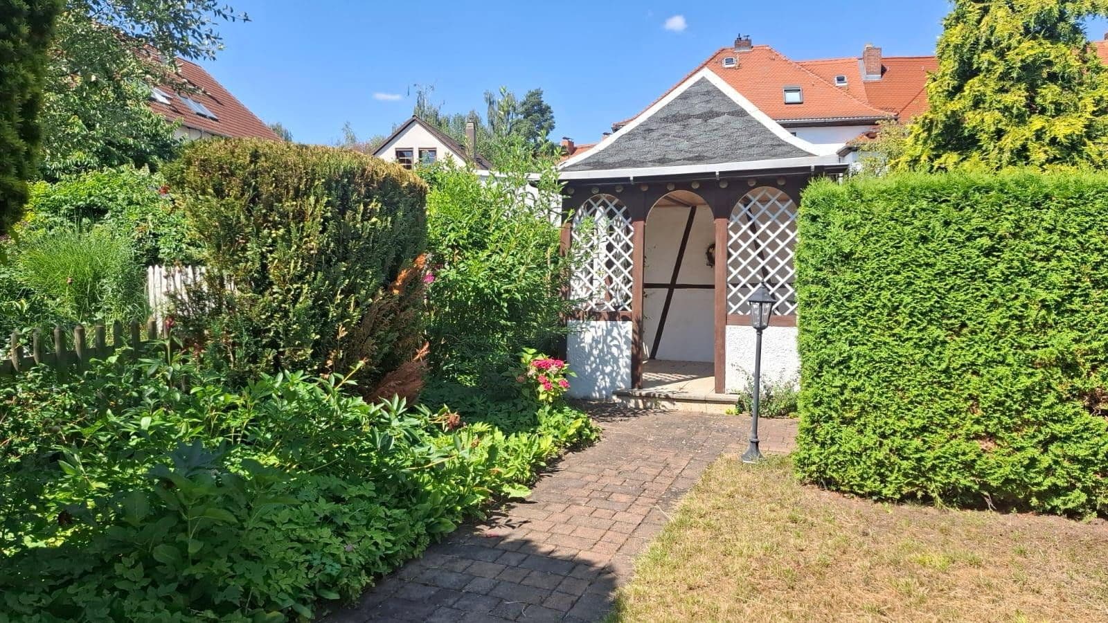 Pronájem domu 120 m², pozemek 285 m², Karl-Marx-Straße 30, Apolda, Durynsko Pronájem domu 120 m², pozemek 285 m², Karl-Marx-Straße 30, Apolda, Durynsko