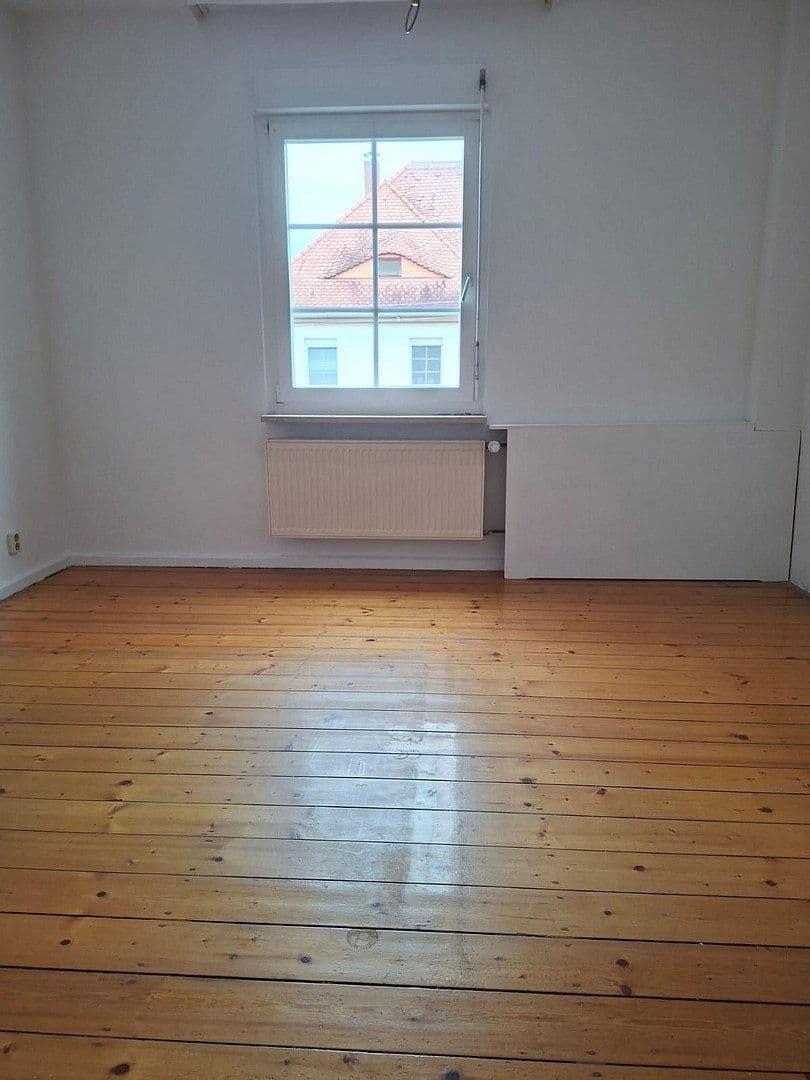 Pronájem domu 120 m², pozemek 285 m², Karl-Marx-Straße 30, Apolda, Durynsko Pronájem domu 120 m², pozemek 285 m², Karl-Marx-Straße 30, Apolda, Durynsko