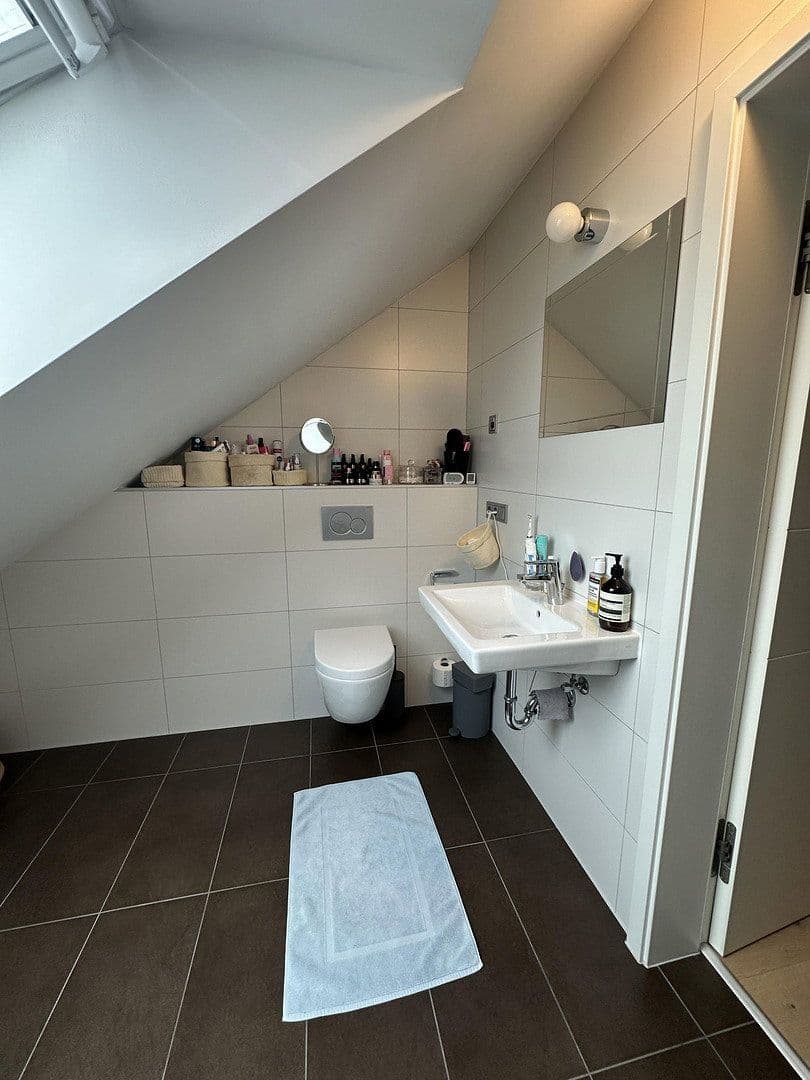 Prodej domu 188 m², pozemek 265 m², München, Bavorsko Prodej domu 188 m², pozemek 265 m², München, Bavorsko