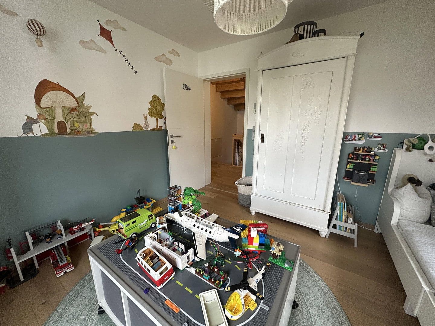 Prodej domu 188 m², pozemek 265 m², München, Bavorsko Prodej domu 188 m², pozemek 265 m², München, Bavorsko