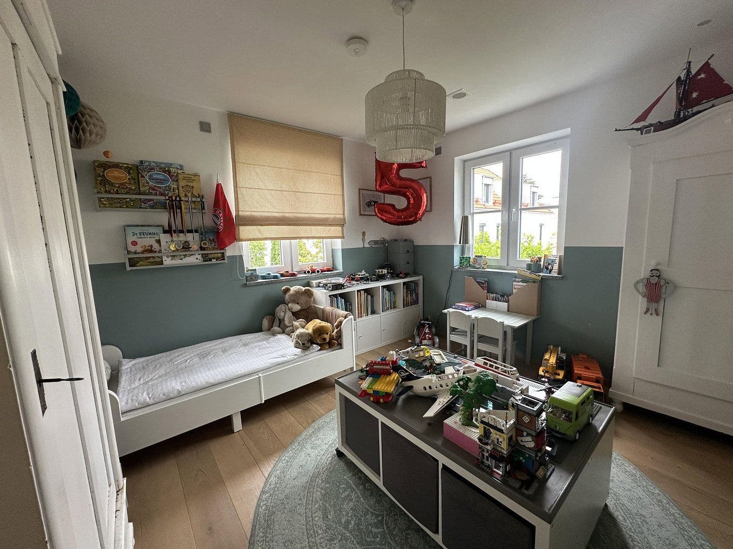 Prodej domu 188 m², pozemek 265 m², München, Bavorsko Prodej domu 188 m², pozemek 265 m², München, Bavorsko