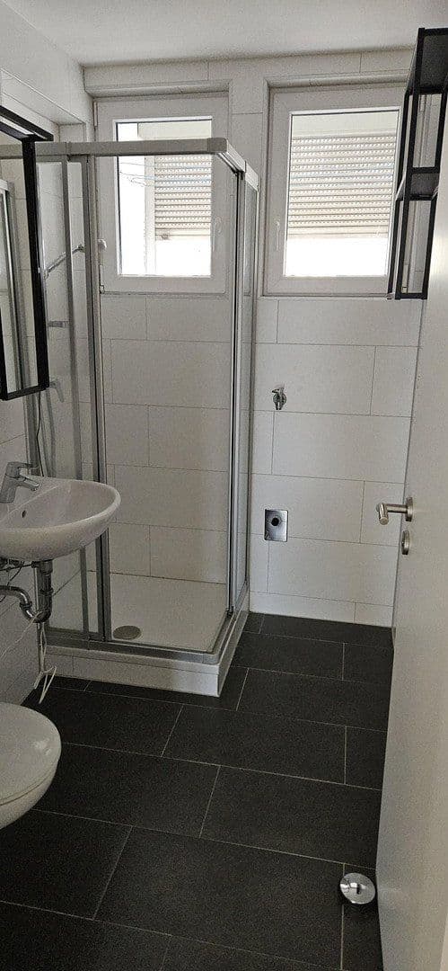 Pronájem bytu 3+1 71 m², Pforzheim, Bádensko-Württembersko Pronájem bytu 3+1 71 m², Pforzheim, Bádensko-Württembersko