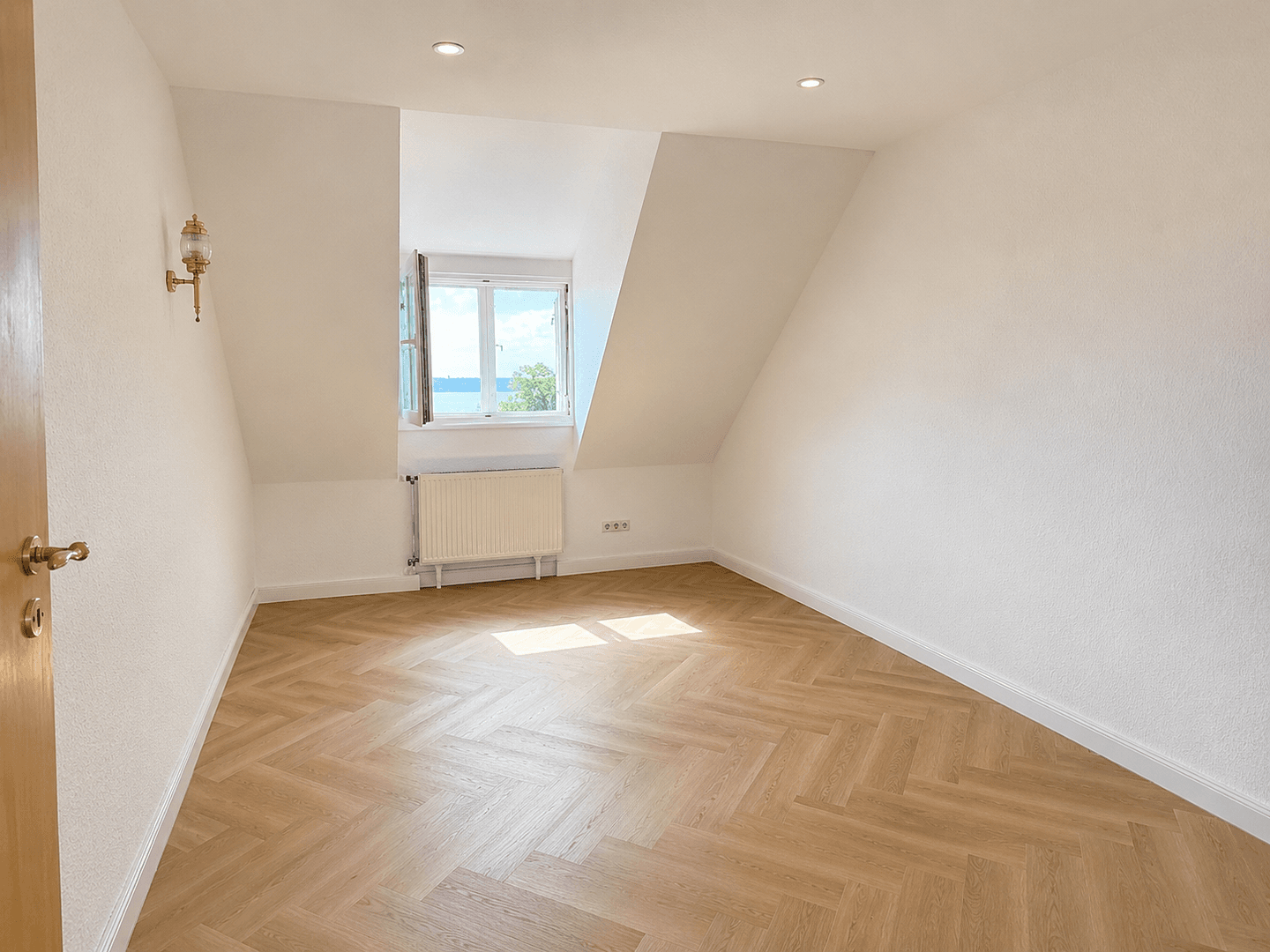 Pronájem bytu 2+kk 70 m², Winzergasse 22, Meersburg, Bádensko-Württembersko Pronájem bytu 2+kk 70 m², Winzergasse 22, Meersburg, Bádensko-Württembersko