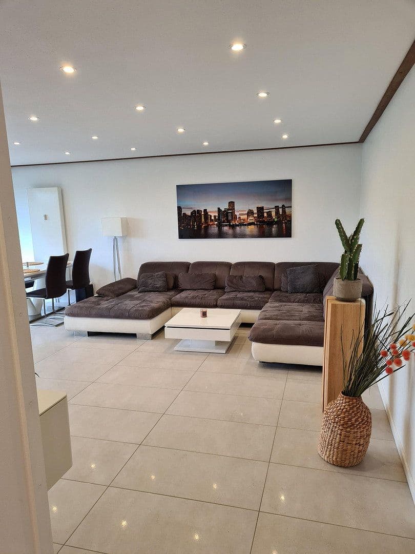 Prodej bytu 3+kk 88 m², Essen, Severní Porýní-Vestfálsko Prodej bytu 3+kk 88 m², Essen, Severní Porýní-Vestfálsko