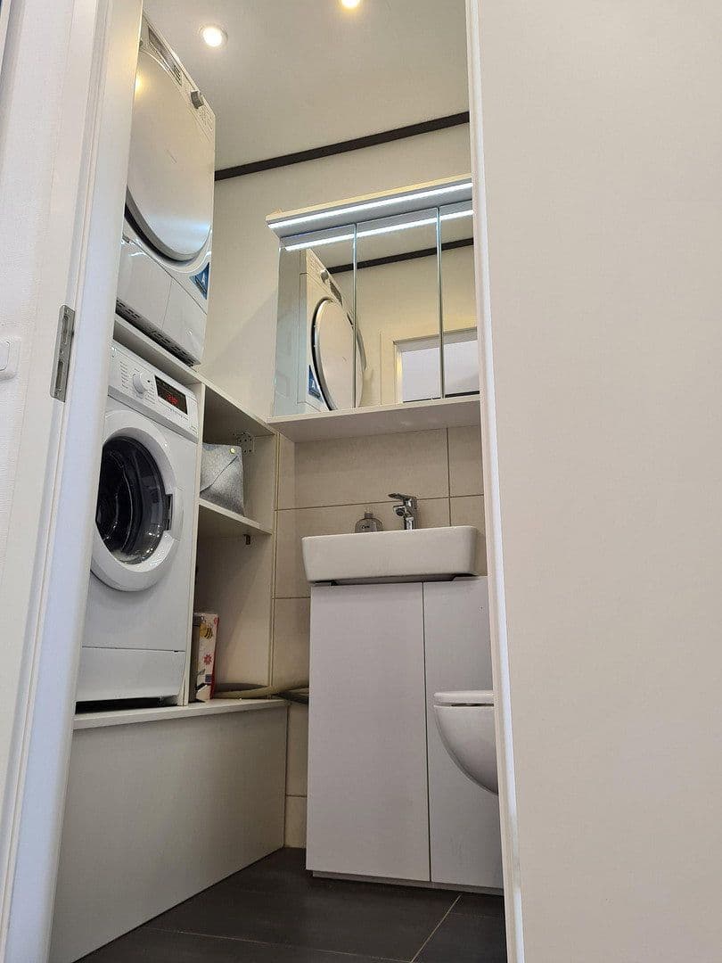 Prodej bytu 3+kk 88 m², Essen, Severní Porýní-Vestfálsko Prodej bytu 3+kk 88 m², Essen, Severní Porýní-Vestfálsko