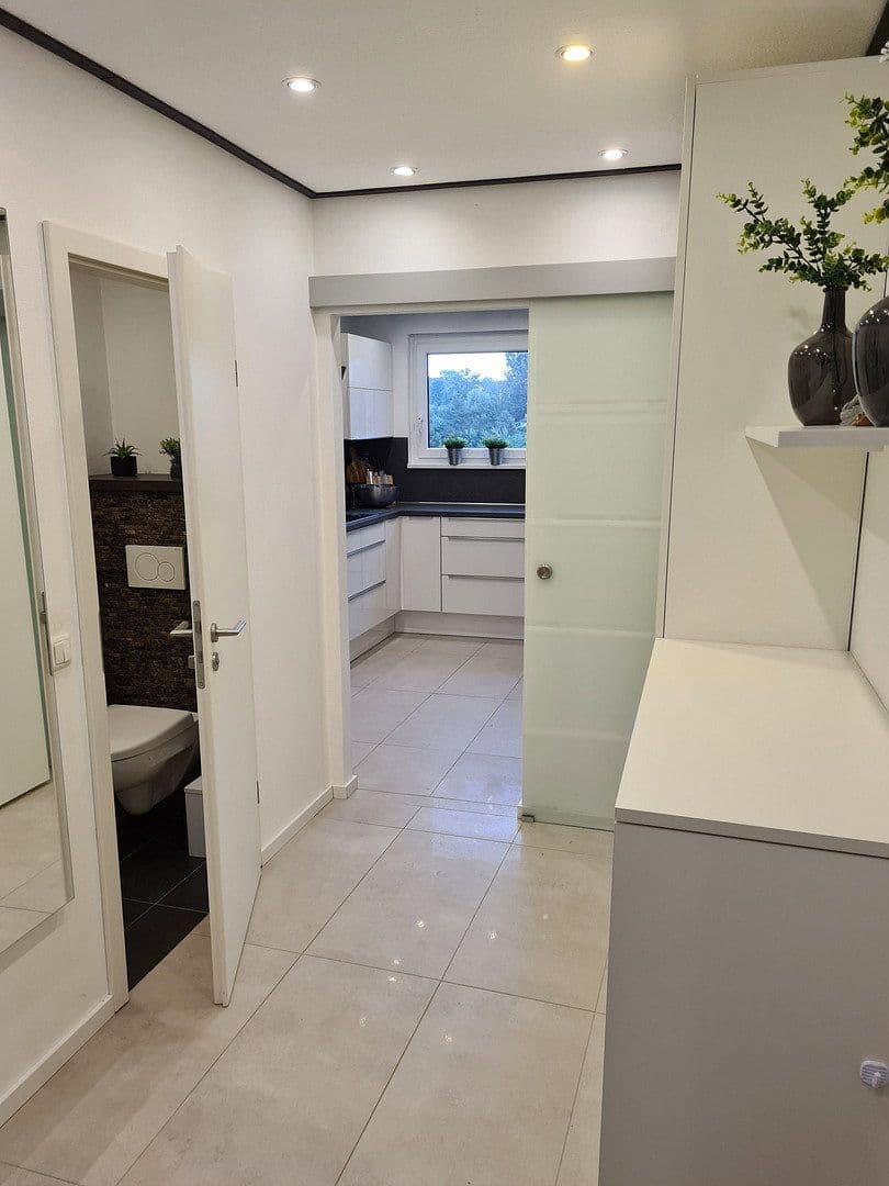 Prodej bytu 3+kk 88 m², Essen, Severní Porýní-Vestfálsko Prodej bytu 3+kk 88 m², Essen, Severní Porýní-Vestfálsko