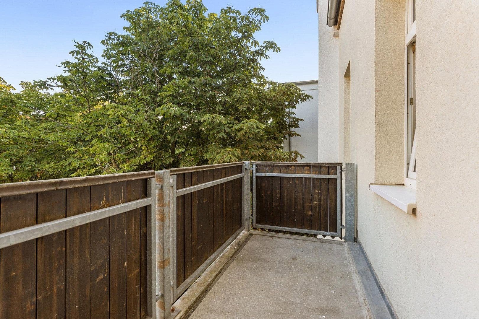Pronájem bytu 4+1 84 m², Wurzner Straße 188, Leipzig, Sasko Pronájem bytu 4+1 84 m², Wurzner Straße 188, Leipzig, Sasko
