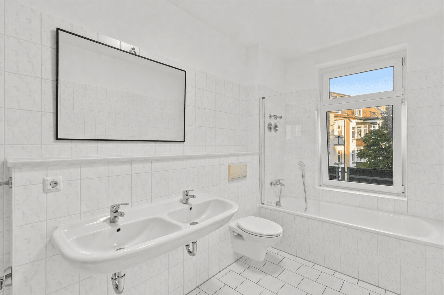 Pronájem bytu 4+1 84 m², Wurzner Straße 188, Leipzig, Sasko Pronájem bytu 4+1 84 m², Wurzner Straße 188, Leipzig, Sasko