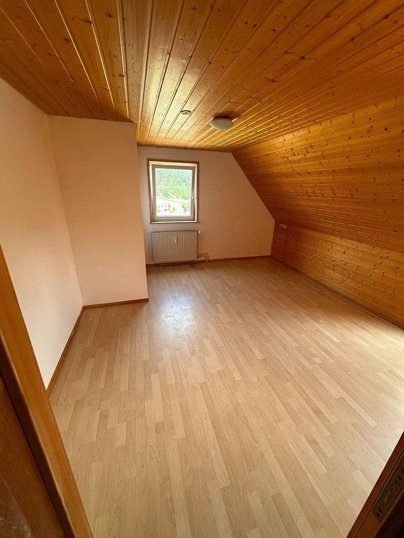 Pronájem bytu 3+1 85 m², Höchst 17, Eisenbach (Hochschwarzwald), Bádensko-Württembersko Pronájem bytu 3+1 85 m², Höchst 17, Eisenbach (Hochschwarzwald), Bádensko-Württembersko