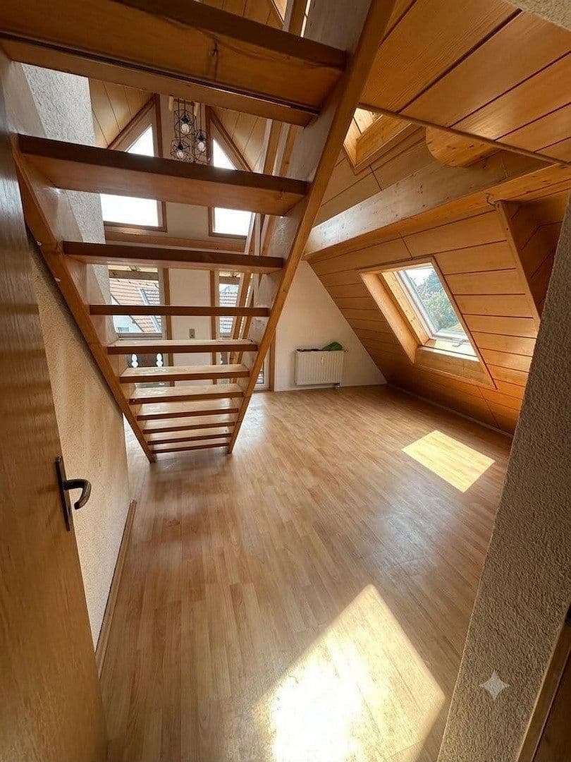 Pronájem bytu 3+1 85 m², Höchst 17, Eisenbach (Hochschwarzwald), Bádensko-Württembersko Pronájem bytu 3+1 85 m², Höchst 17, Eisenbach (Hochschwarzwald), Bádensko-Württembersko