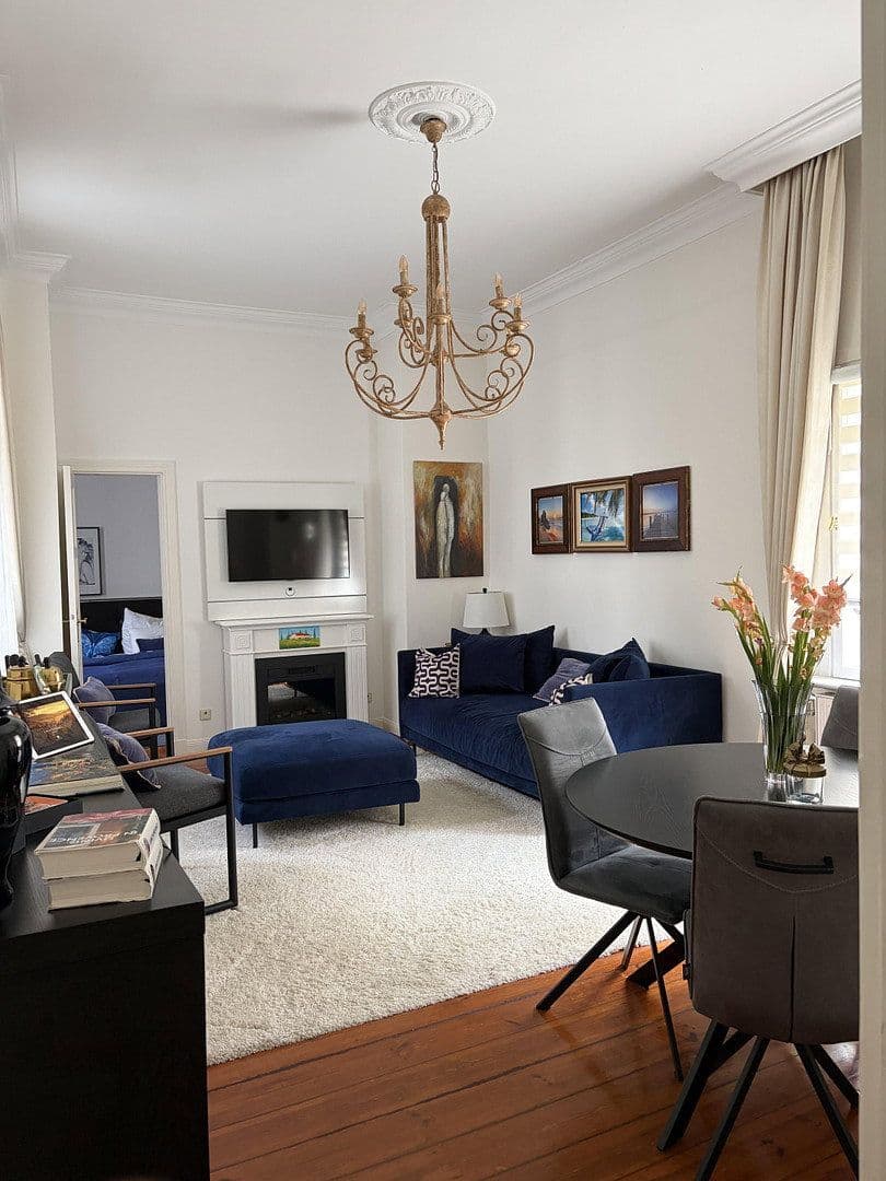 Pronájem bytu 3+1 80 m², Hektor Straße 21, Charlottenburg, Berlín Pronájem bytu 3+1 80 m², Hektor Straße 21, Charlottenburg, Berlín