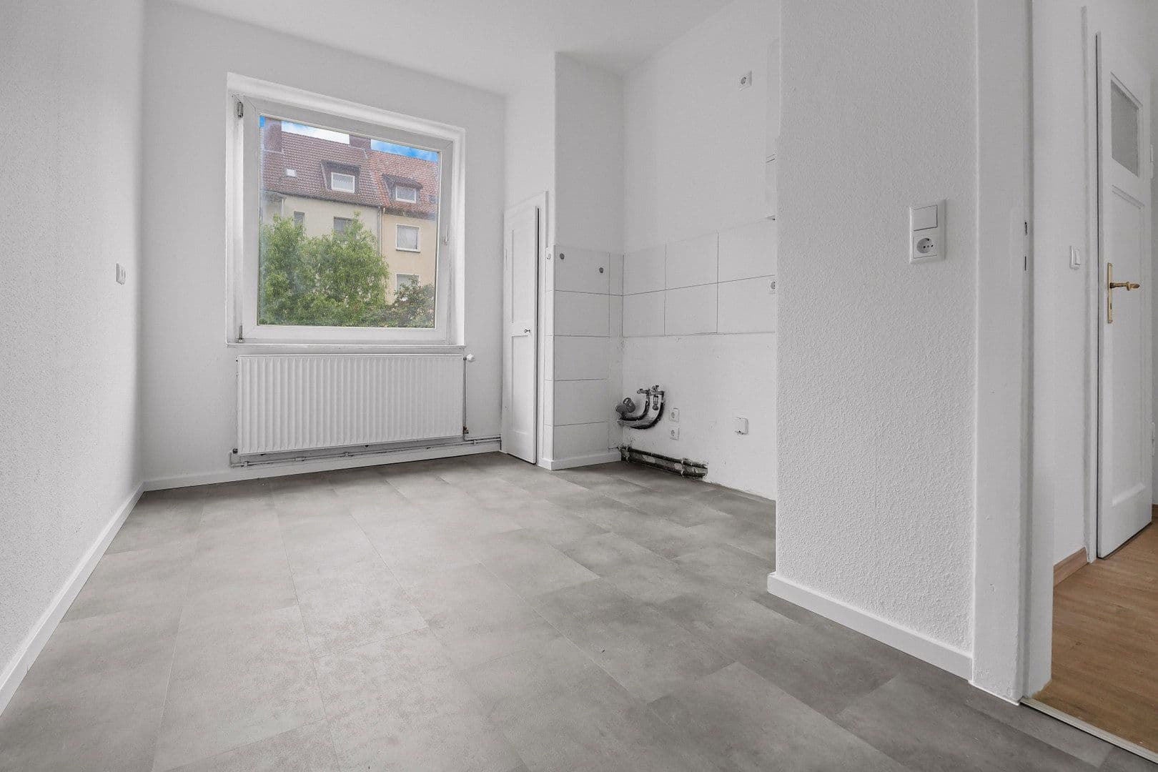 Pronájem bytu 3+1 63 m², Waßmannstr. 9, Hannover, Dolní Sasko Pronájem bytu 3+1 63 m², Waßmannstr. 9, Hannover, Dolní Sasko