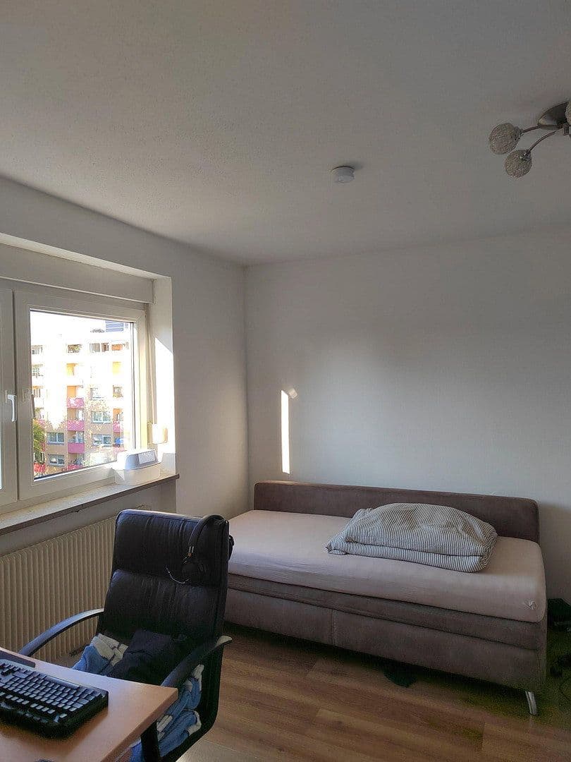 Pronájem bytu 4+1 85 m², Bodelschwinghstraße 55, Amberg, Bavorsko Pronájem bytu 4+1 85 m², Bodelschwinghstraße 55, Amberg, Bavorsko