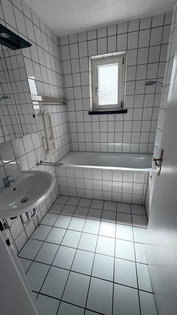 Pronájem bytu 2+1 65 m², Kolpingstraße 13, Herxheim bei Landau/Pfalz, Porýní-Falc Pronájem bytu 2+1 65 m², Kolpingstraße 13, Herxheim bei Landau/Pfalz, Porýní-Falc
