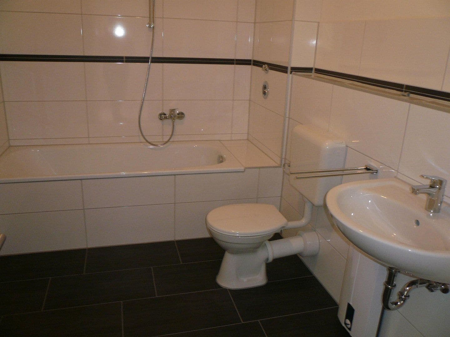 Pronájem bytu 1+1 40 m², Heiligenhaus, Severní Porýní-Vestfálsko Pronájem bytu 1+1 40 m², Heiligenhaus, Severní Porýní-Vestfálsko