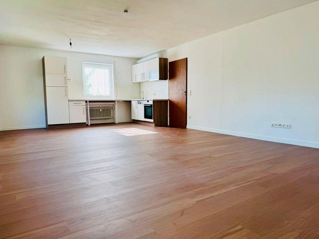 Pronájem bytu 2+1 66 m², Straßberg, Bádensko-Württembersko Pronájem bytu 2+1 66 m², Straßberg, Bádensko-Württembersko