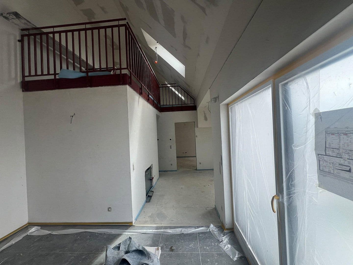 Pronájem bytu 2+1 57 m², Kornburger Hauptstraße 4, Nürnberg, Bavorsko Pronájem bytu 2+1 57 m², Kornburger Hauptstraße 4, Nürnberg, Bavorsko