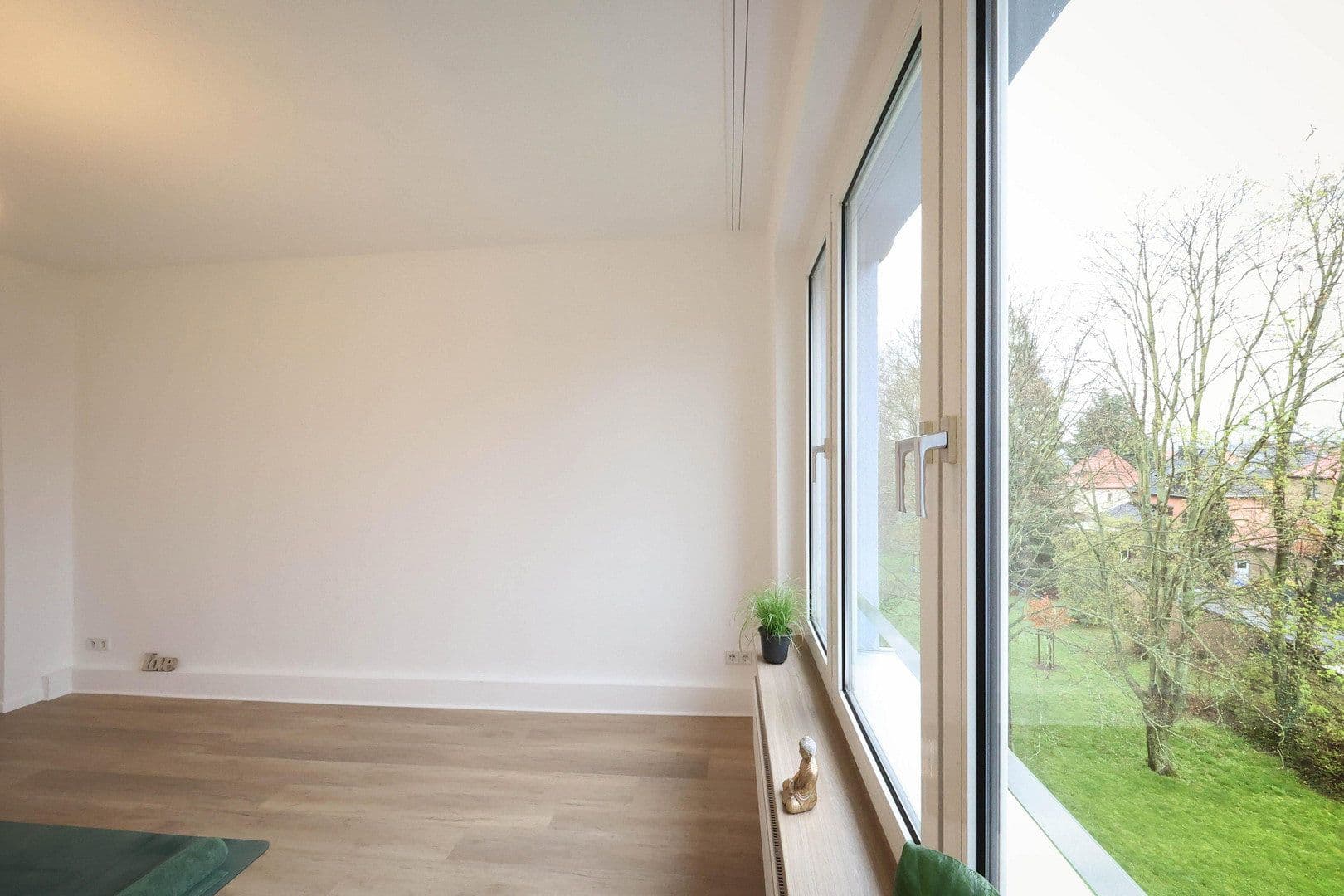 Prodej bytu 3+1 64 m², Am Wasserturm 2, Rötha, Sasko Prodej bytu 3+1 64 m², Am Wasserturm 2, Rötha, Sasko
