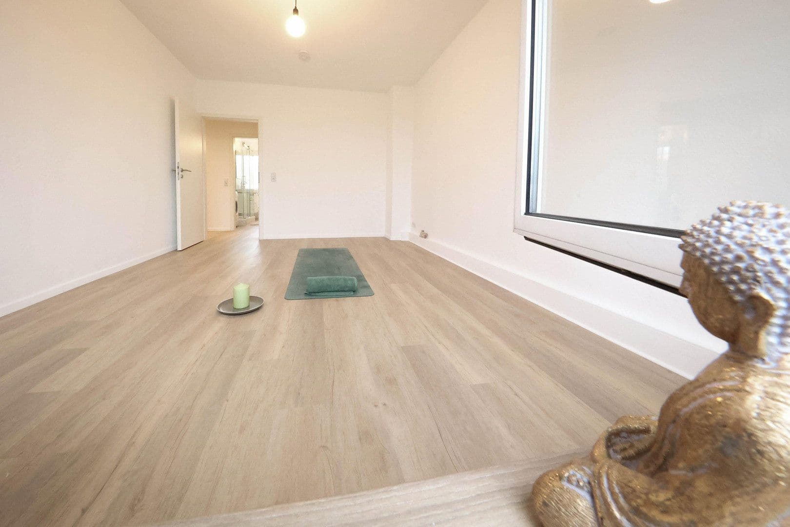 Prodej bytu 3+1 64 m², Am Wasserturm 2, Rötha, Sasko Prodej bytu 3+1 64 m², Am Wasserturm 2, Rötha, Sasko