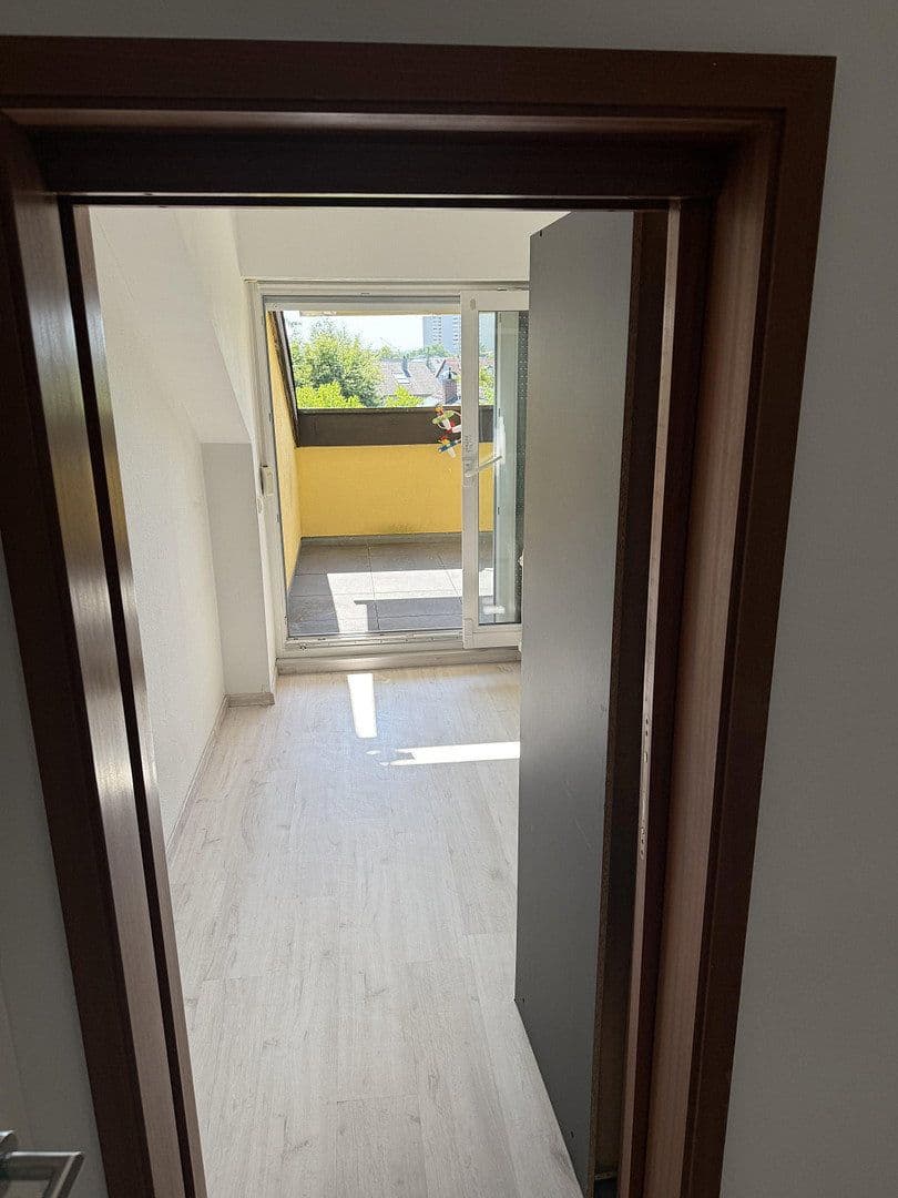 Pronájem bytu 3+1 90 m², Domhofstrasse 16, Weil am Rhein, Bádensko-Württembersko Pronájem bytu 3+1 90 m², Domhofstrasse 16, Weil am Rhein, Bádensko-Württembersko