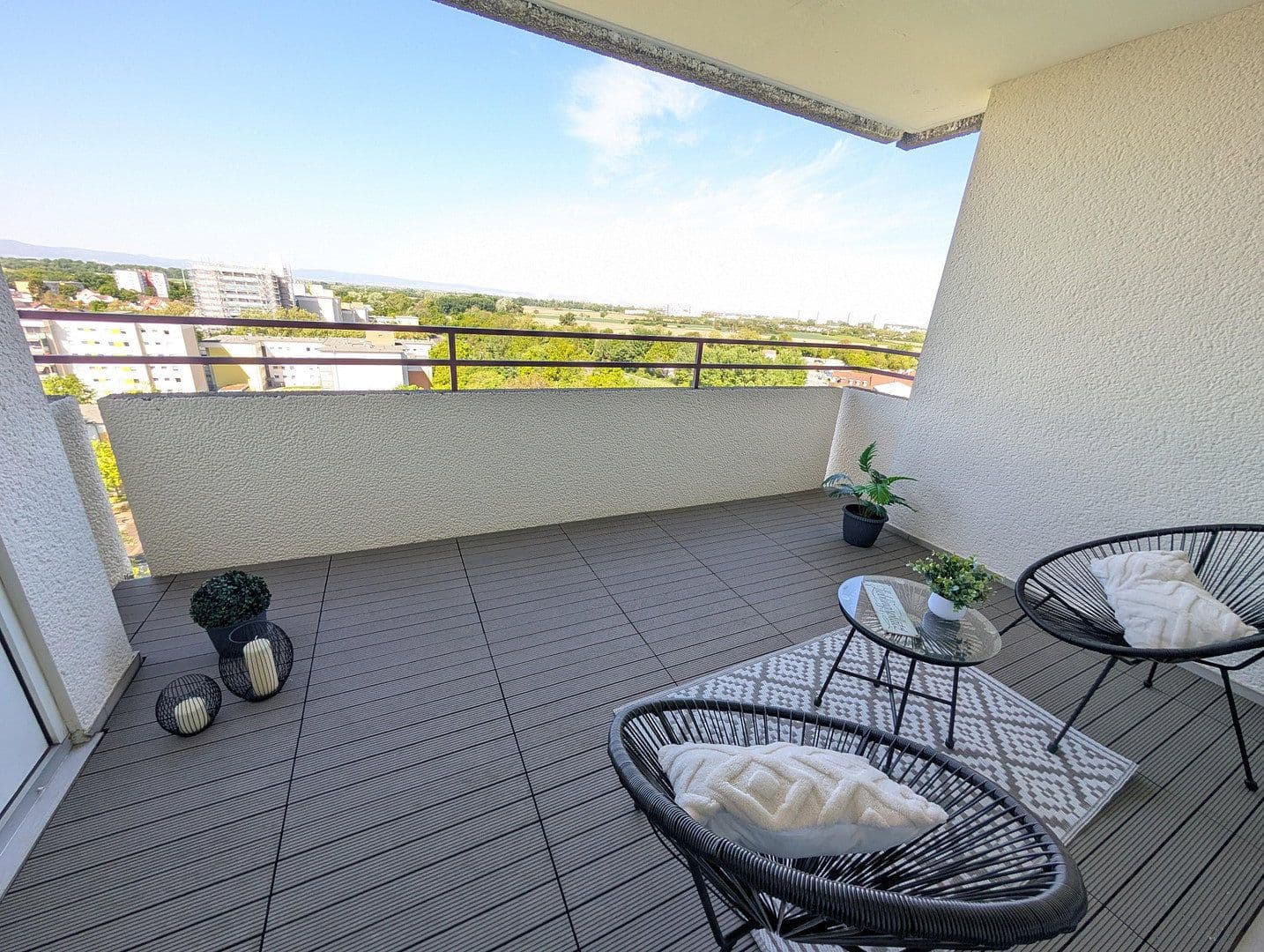 Prodej bytu 3+1 80 m², Karlsbader Straße 7, Ludwigshafen am Rhein, Porýní-Falc Prodej bytu 3+1 80 m², Karlsbader Straße 7, Ludwigshafen am Rhein, Porýní-Falc