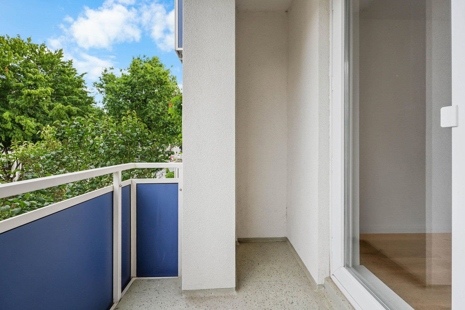 Pronájem bytu 2+1 50 m², Bremen, Bremen Pronájem bytu 2+1 50 m², Bremen, Bremen