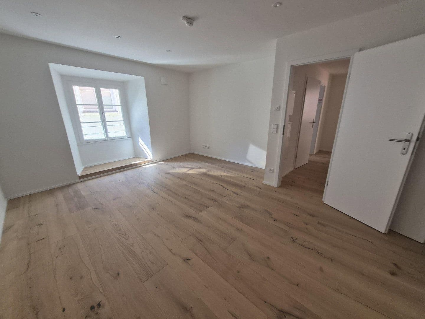 Prodej bytu 3+1 91 m², Lindau (Bodensee), Bavorsko Prodej bytu 3+1 91 m², Lindau (Bodensee), Bavorsko