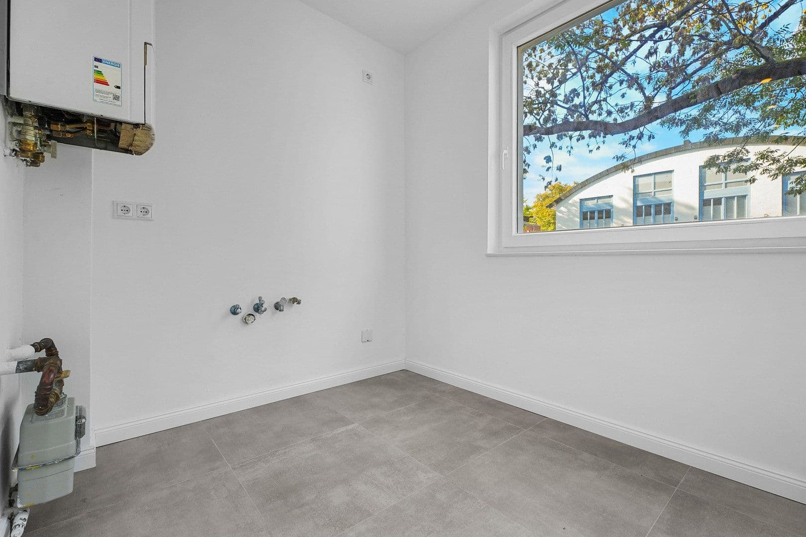 Pronájem bytu 2+1 39 m², Hannover, Dolní Sasko Pronájem bytu 2+1 39 m², Hannover, Dolní Sasko
