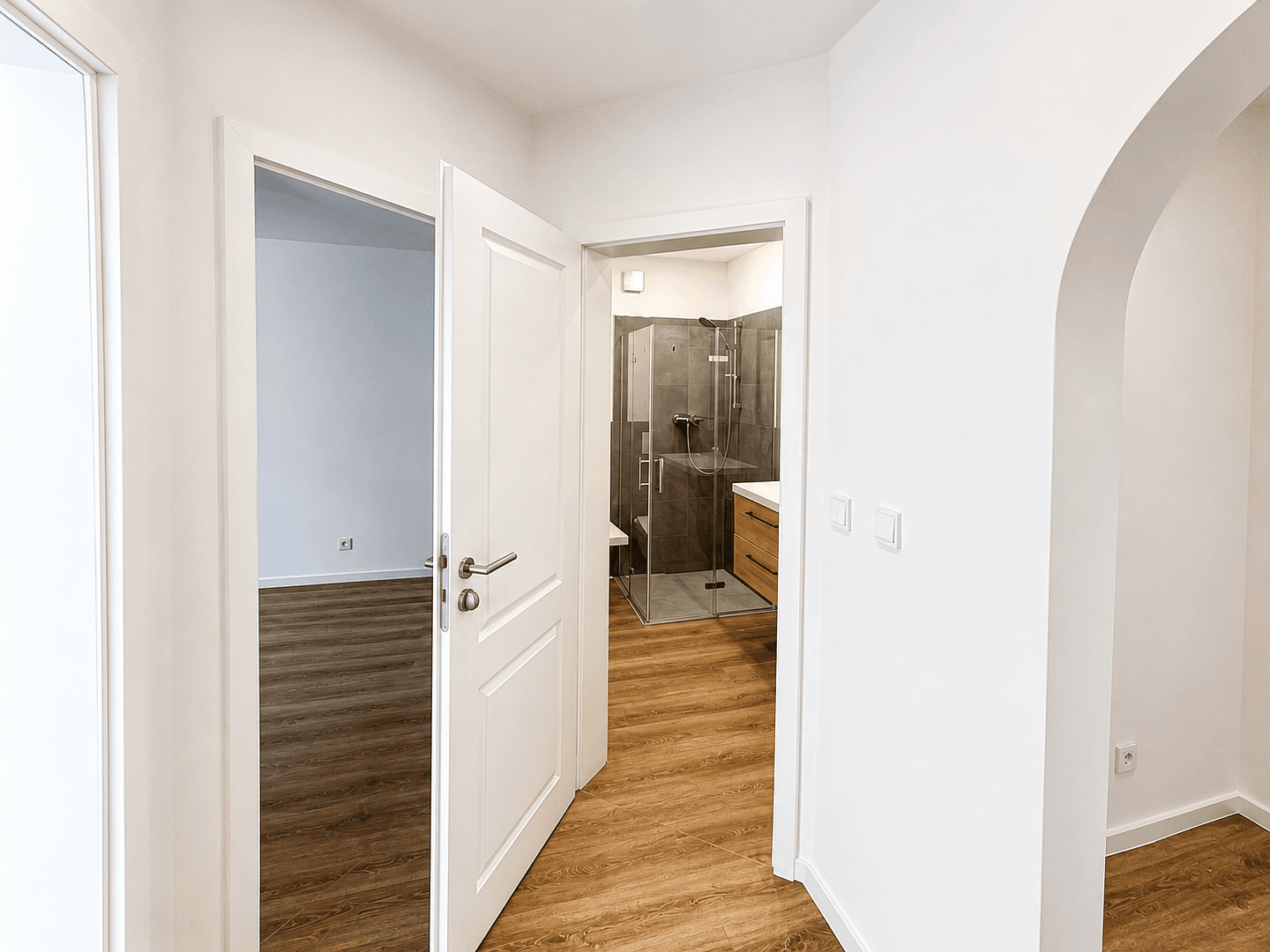 Pronájem bytu 2+1 53 m², Magdeburger Str. 7, Leipzig, Sasko Pronájem bytu 2+1 53 m², Magdeburger Str. 7, Leipzig, Sasko