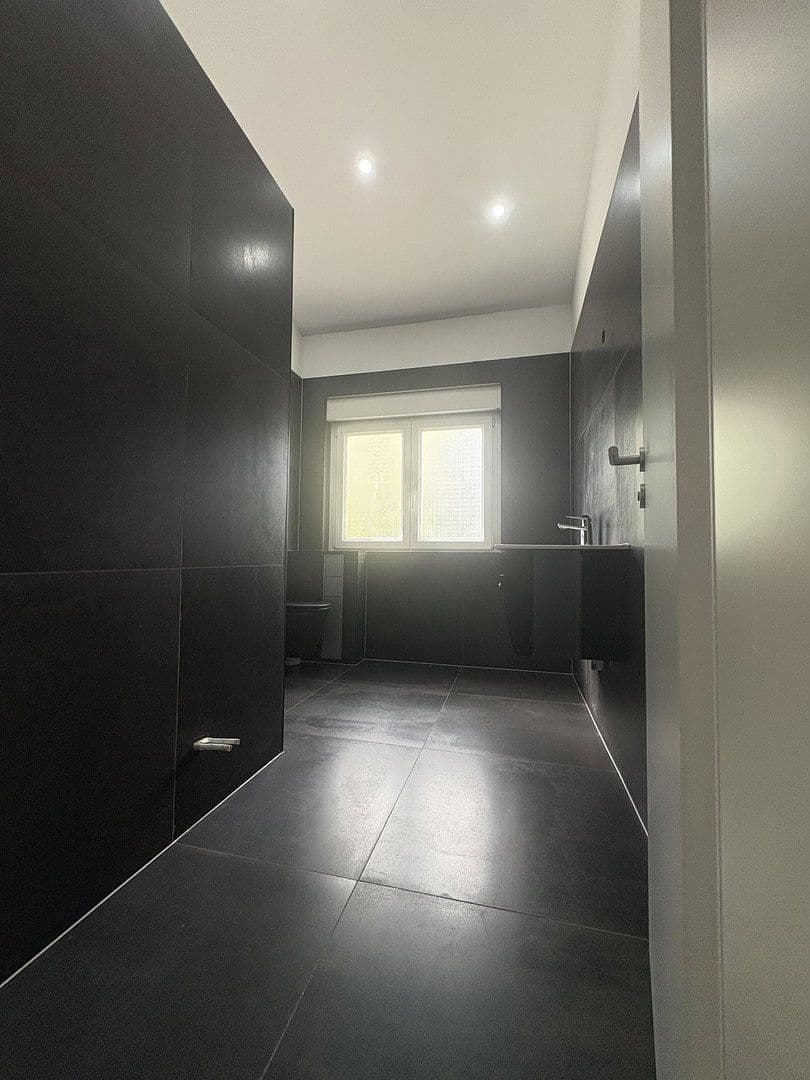 Prodej bytu 4+1 125 m², Sternenberg 46, Wuppertal, Severní Porýní-Vestfálsko Prodej bytu 4+1 125 m², Sternenberg 46, Wuppertal, Severní Porýní-Vestfálsko