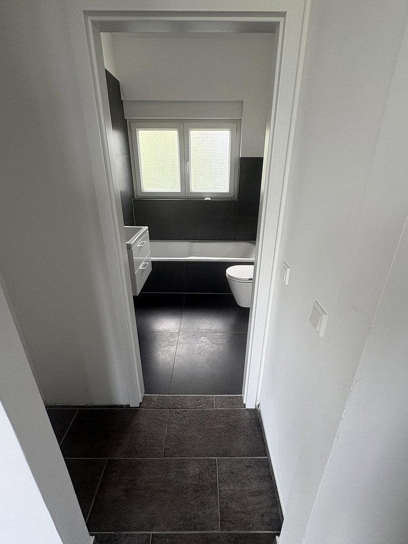 Prodej bytu 4+1 125 m², Sternenberg 46, Wuppertal, Severní Porýní-Vestfálsko Prodej bytu 4+1 125 m², Sternenberg 46, Wuppertal, Severní Porýní-Vestfálsko