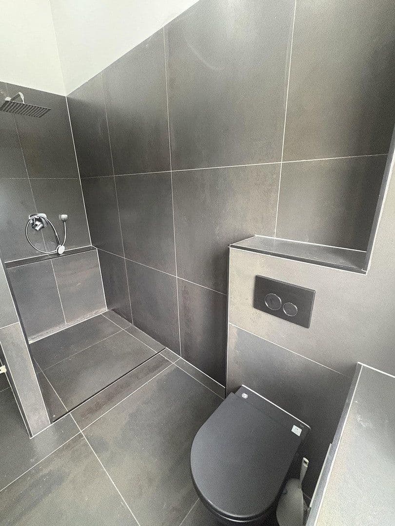 Prodej bytu 4+1 125 m², Sternenberg 46, Wuppertal, Severní Porýní-Vestfálsko Prodej bytu 4+1 125 m², Sternenberg 46, Wuppertal, Severní Porýní-Vestfálsko